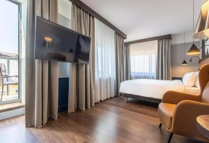 Superior-huone Parveke, Radisson Blu Hotel Prague