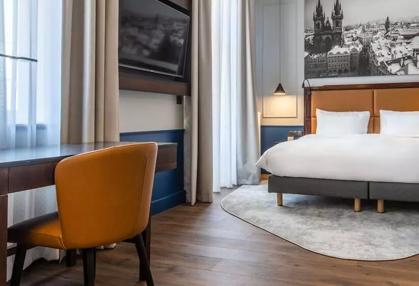 Perhehuone, Radisson Blu Hotel Prague