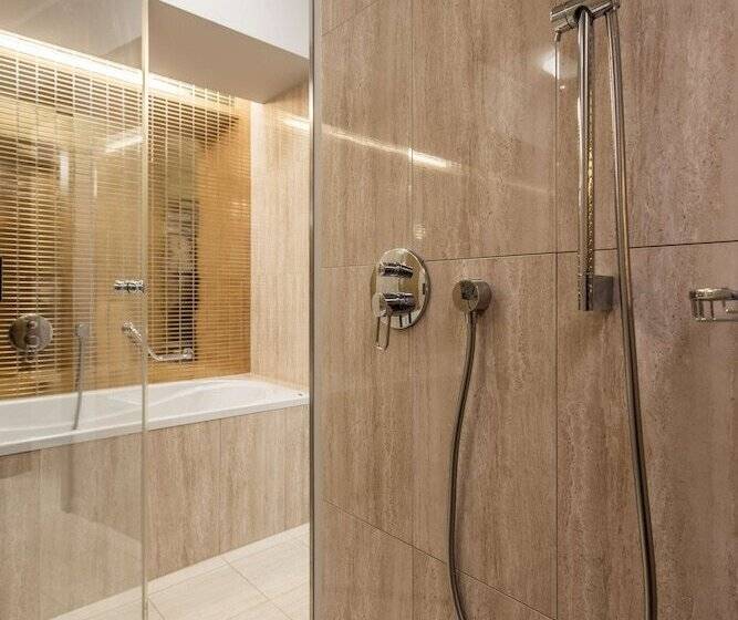 Suíte Júnior, Radisson Blu Hotel Prague