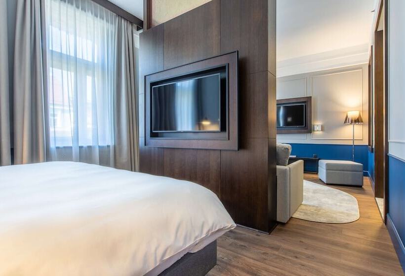 Suíte Júnior, Radisson Blu Hotel Prague