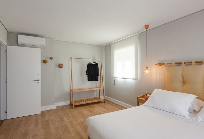 Habitación Superior, The Rex