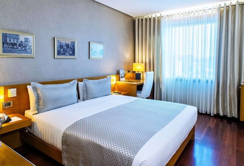 חדר דלוקס, Tirana International Hotel & Conference Center