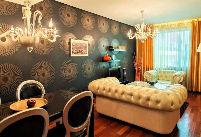 סוויטה אקזקיוטיב, Tirana International Hotel & Conference Center