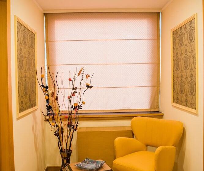 סוויטה אקזקיוטיב, Tirana International Hotel & Conference Center