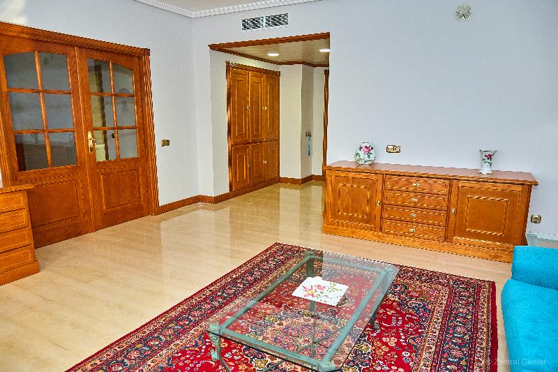 豪华套房, Zentral Center Adults Only