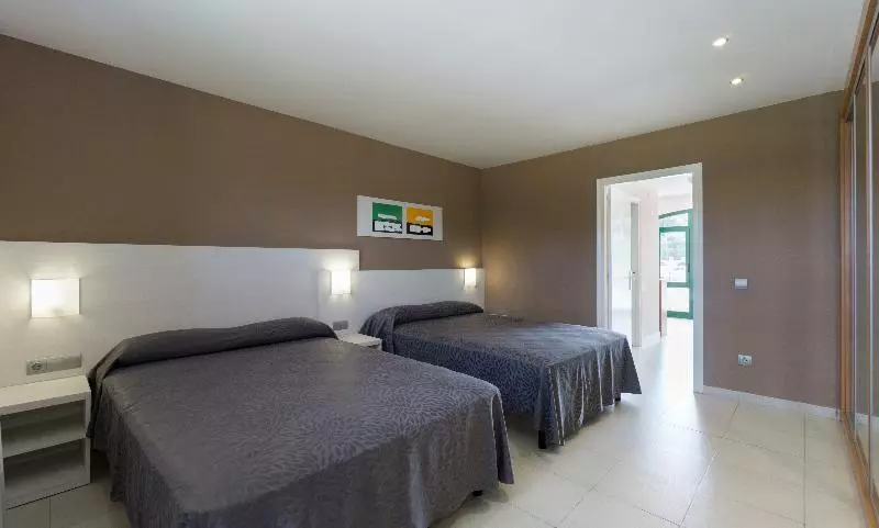 اتاق خانوادگی, Medplaya Aparthotel Sant Eloi