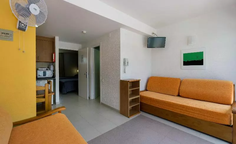 اتاق خانوادگی, Medplaya Aparthotel Sant Eloi