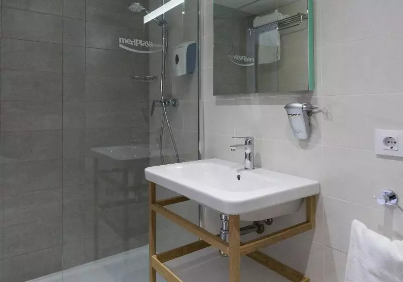 اتاق سوپریور خانوادگی, Medplaya Aparthotel Sant Eloi