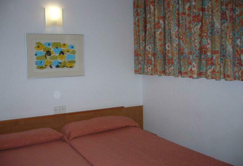 1침실 발코니 아파트 풀장 전망, Medplaya Aparthotel Sant Eloi