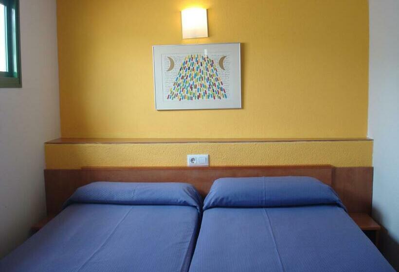 1침실 발코니 아파트 풀장 전망, Medplaya Aparthotel Sant Eloi