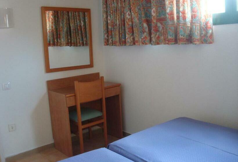 1침실 발코니 아파트 풀장 전망, Medplaya Aparthotel Sant Eloi