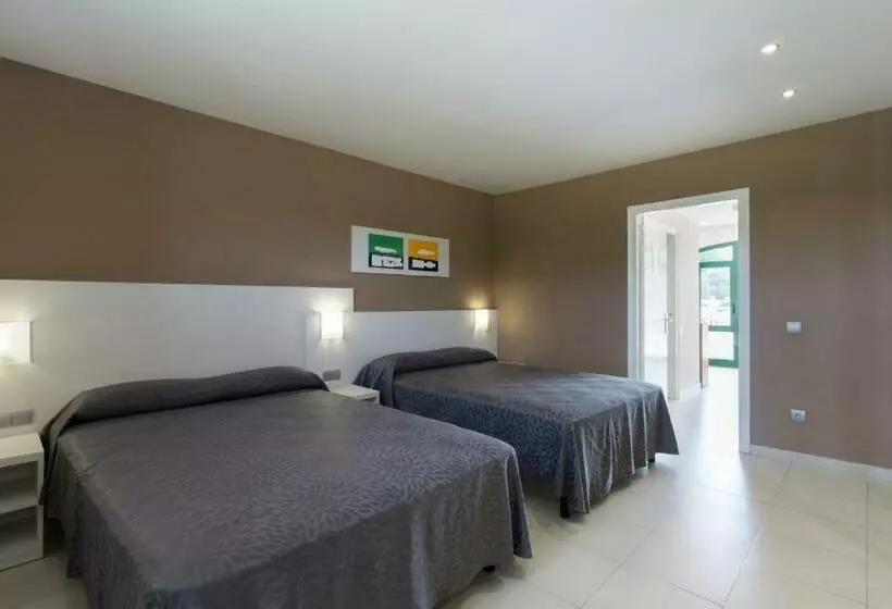 اتاق خانوادگی, Medplaya Aparthotel Sant Eloi