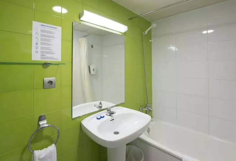 اتاق خانوادگی, Medplaya Aparthotel Sant Eloi