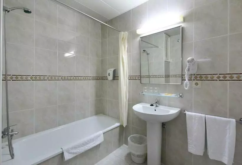 اتاق استاندارد, Medplaya Aparthotel Sant Eloi