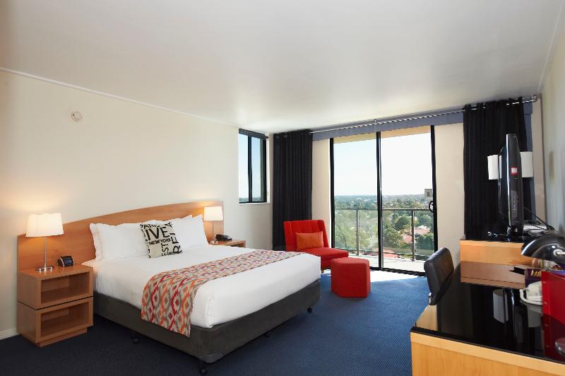 סטודיו אקזקיוטיב, Nesuto Parramatta