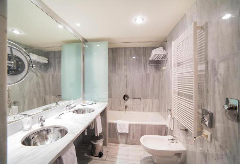 Номер Стандарт, Parador De Santo Estevo