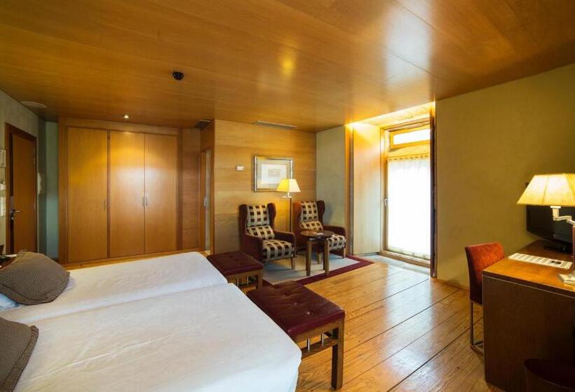 Номер Стандарт, Parador De Santo Estevo