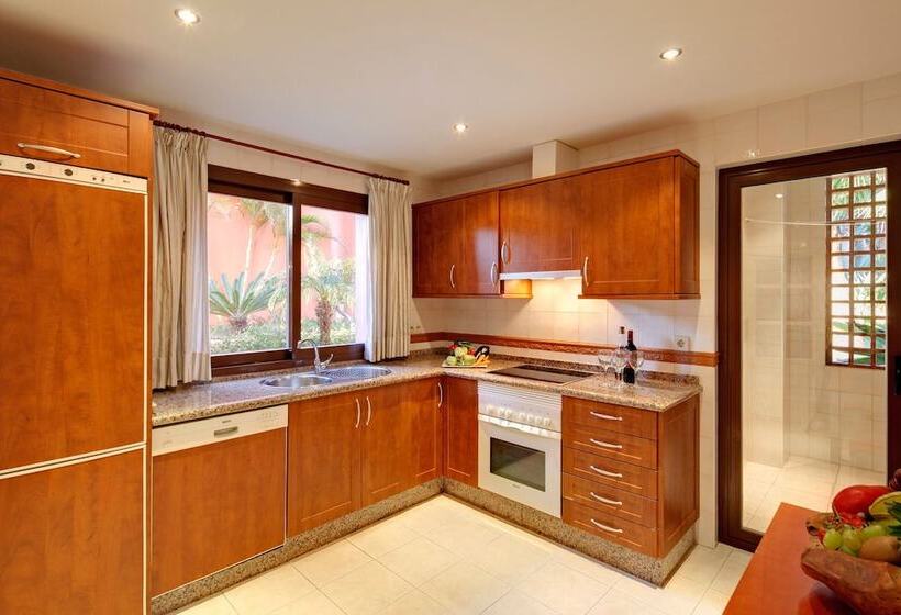 Апартаменты 2 Спальни, Vasari Resort