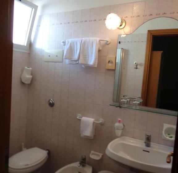 חדר סטנדרט נוף לים, Continental