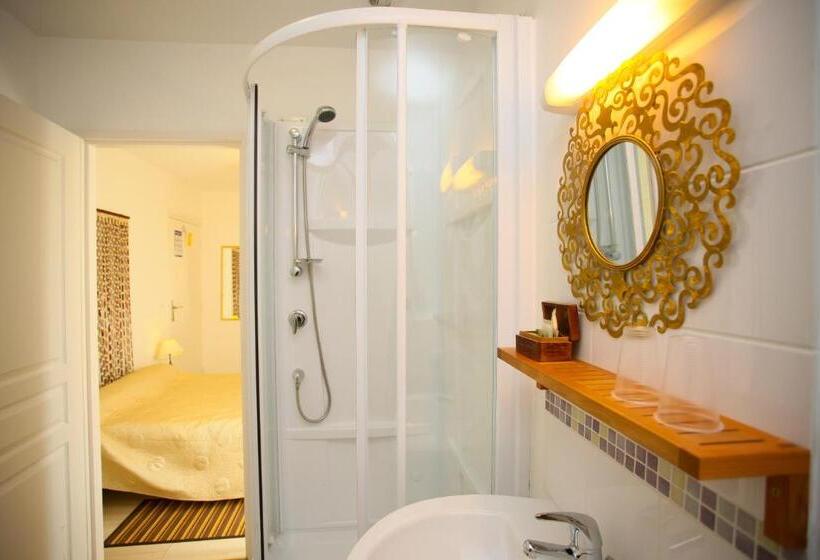 标准单人间, De Got