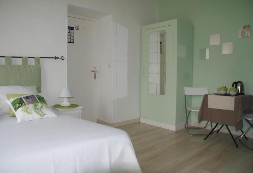 舒适型房间, De Got