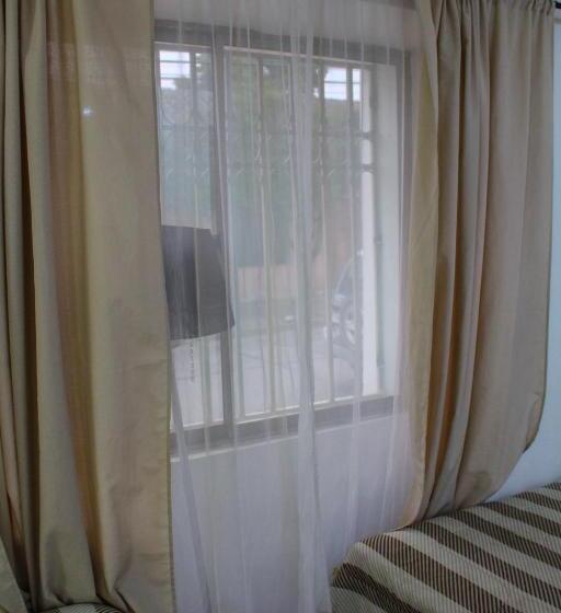 패밀리 룸, Residencial Victoria Said