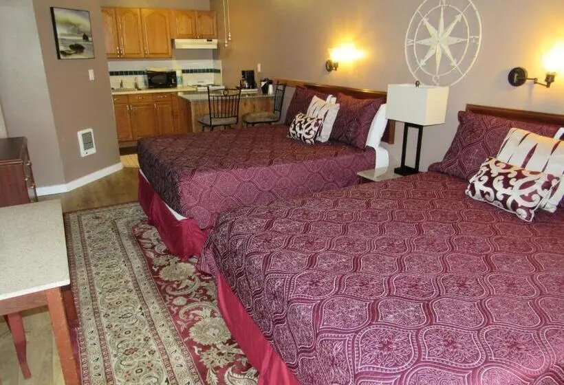 Deluxe-studio, Captain Cook Inn