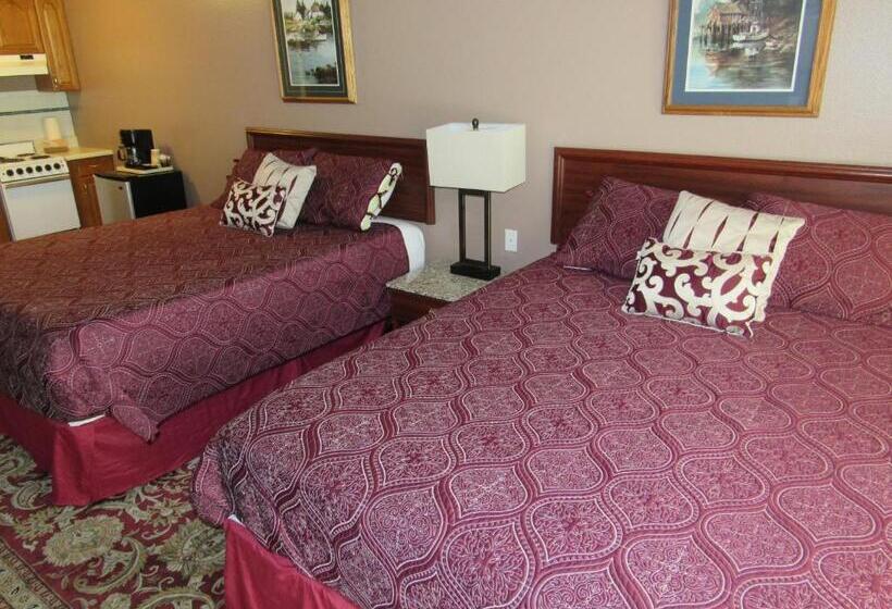 Студия Deluxe, Captain Cook Inn