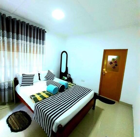 スタンダードルーム, Green Lantern