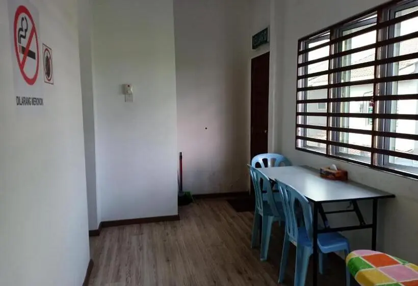 キングサイズベッドのデラックスルーム, Cityscape Lodge   Penginapan Bajet Yang Mudah, Selesa & Selamat Dengan Wifi Dan Parkir Percuma Serta