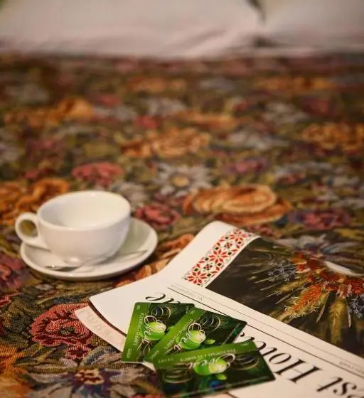 Cameră Standard, Edem