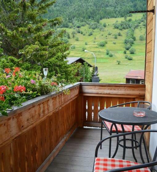 חדר סטנדרט עם מרפסת, Grimsel