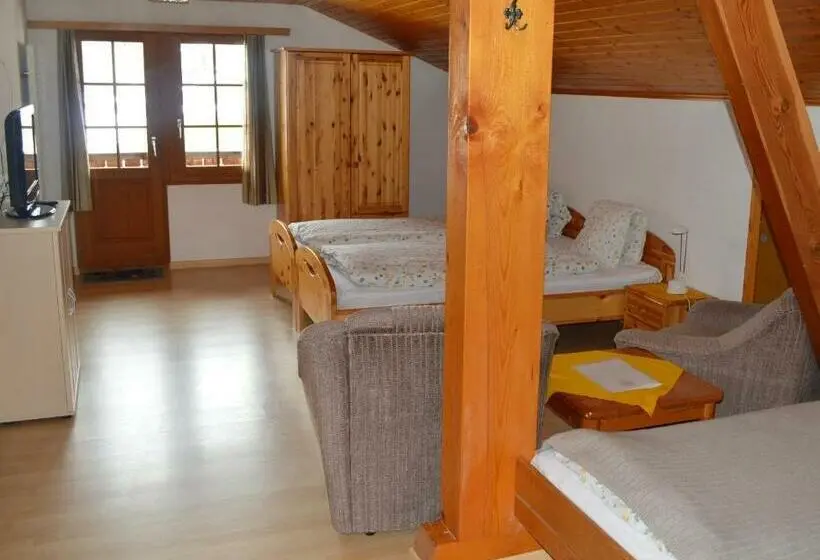 Camera Tripla Classica con Balcone, Grimsel