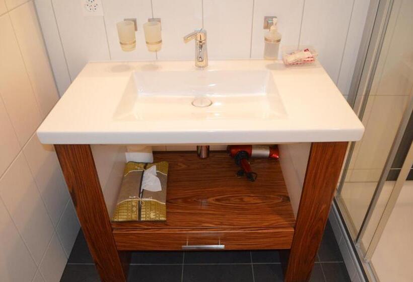 חדר סופריור עם מרפסת, Grimsel