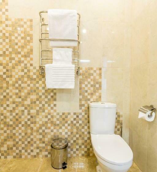 سوییت جونیور, Premier