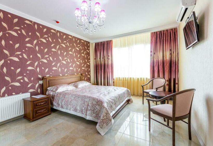 سوییت جونیور, Premier