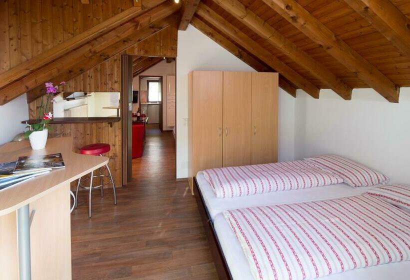 1 Bedroom Apartment, Ristorante Agarone Romitaggio