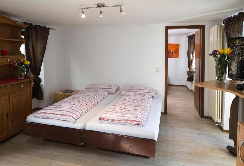 1 Bedroom Apartment, Ristorante Agarone Romitaggio