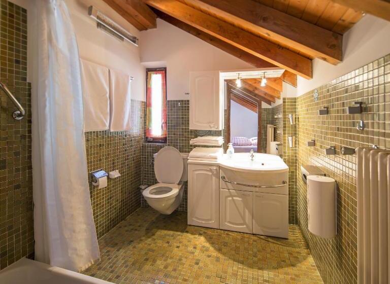 1 Bedroom Apartment, Ristorante Agarone Romitaggio