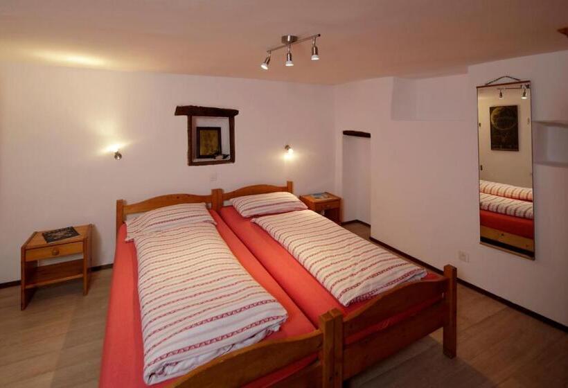 1 Bedroom Apartment, Ristorante Agarone Romitaggio