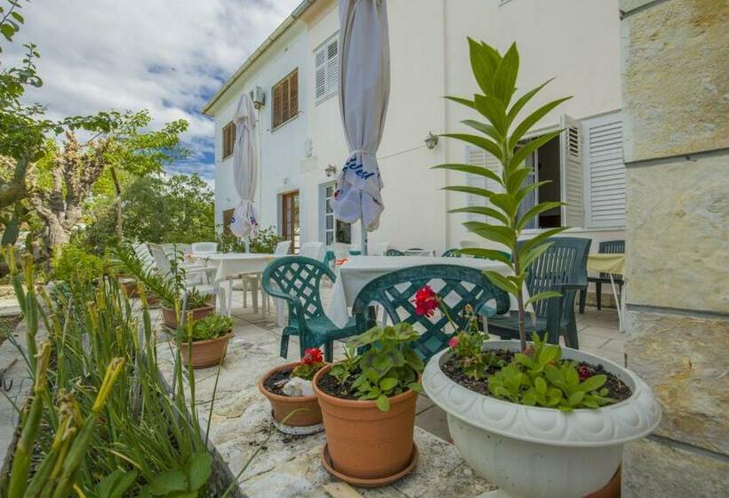 غرفة قياسية, Rooms Padovan