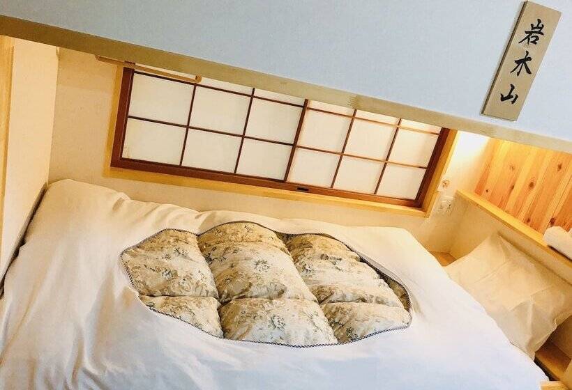 Номер Стандарт Трехместный, Pittinn