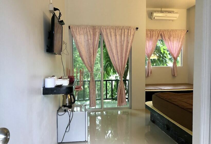 带双人床的基本房间, Chillchill