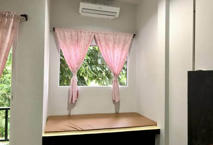 带双人床的基本房间, Chillchill