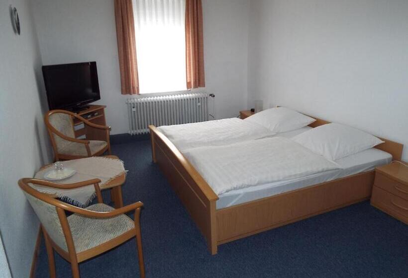 غرفة قياسية, Garni Zum Reinhardswald