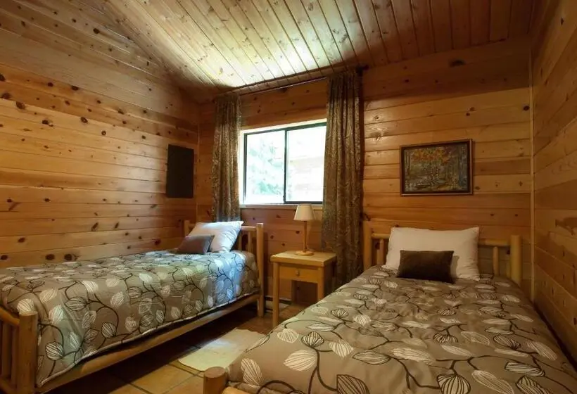 2ベッドルームハウス, Heriot Bay Inn