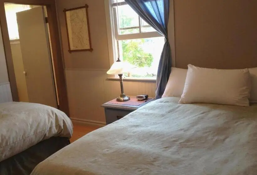 スタンダードルーム, Heriot Bay Inn