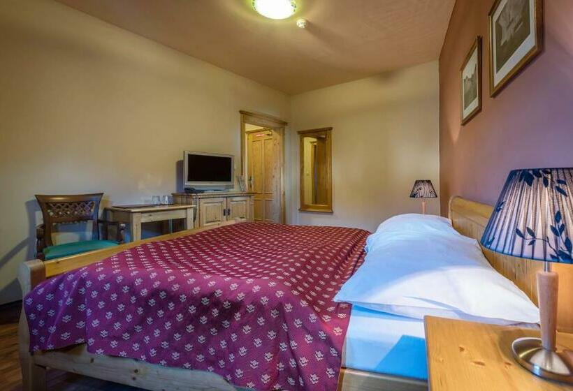 غرفة قياسية, Chateau Krakovany