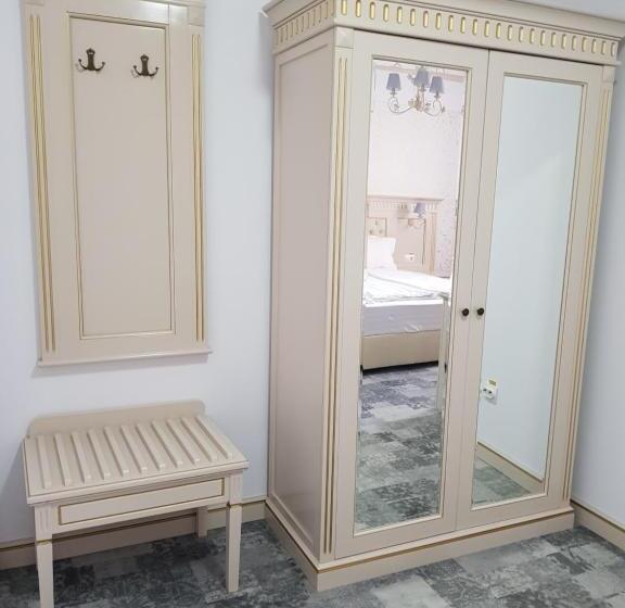 غرفة قياسية, Coral