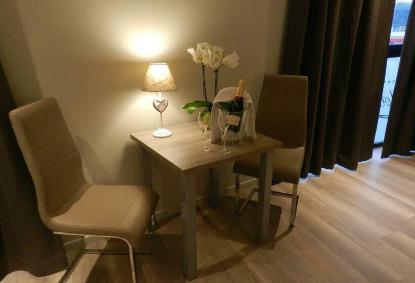 ファミリールーム, Hôtel De La Tour